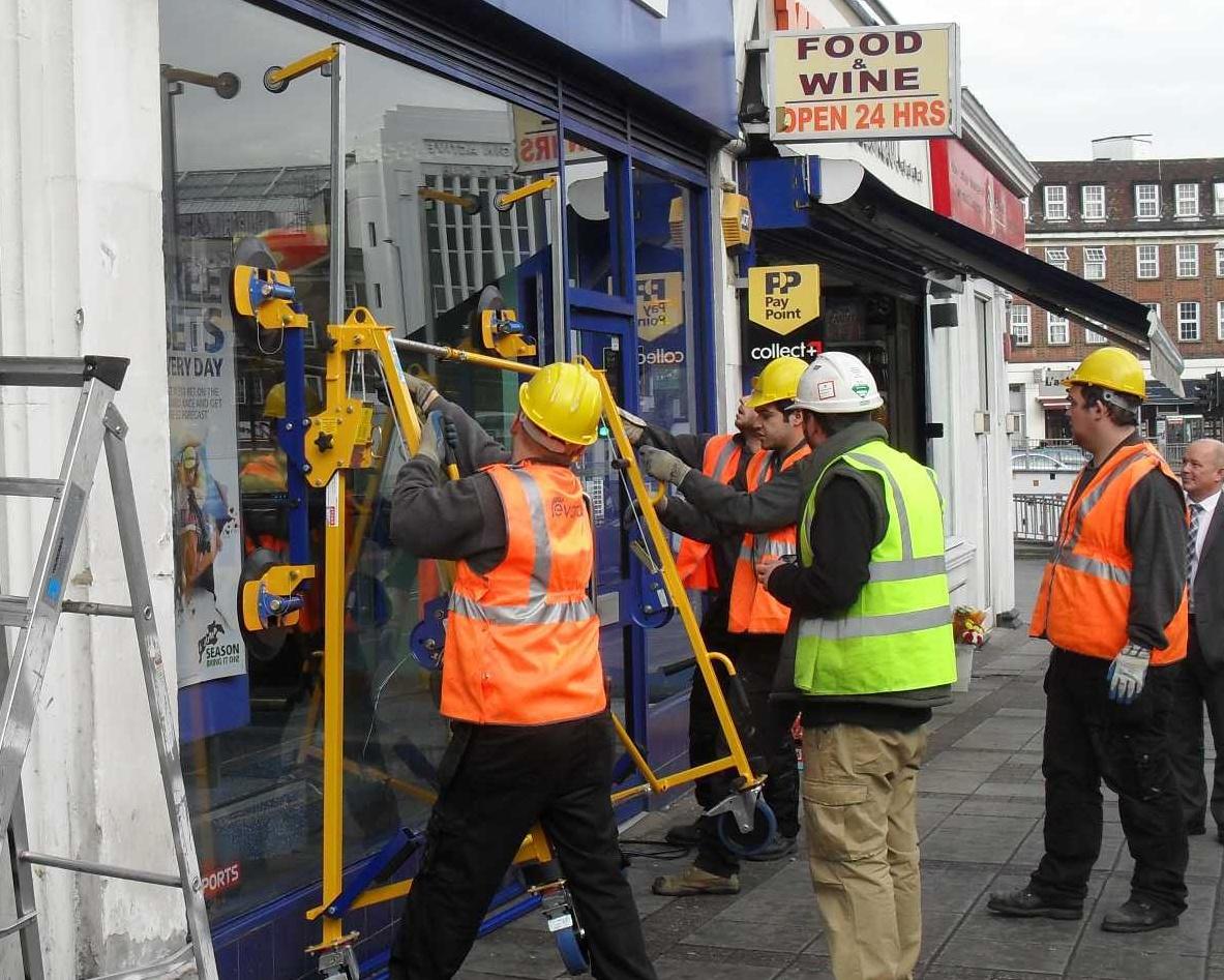 Why Do You Need Glass Transportation Tools?